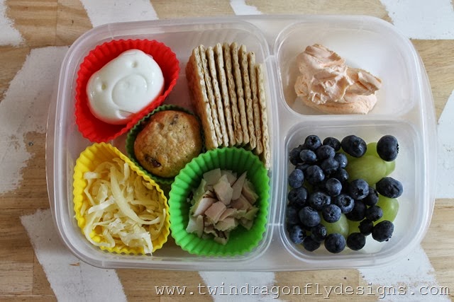 Crackers and Cream Cheese Bento » Dragonfly Designs